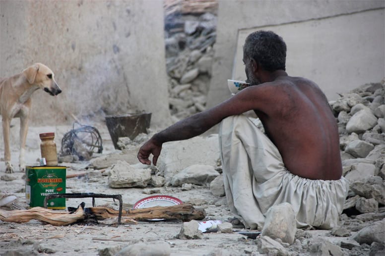 Die Provinz Baluchistan ist häufig von Erdbeben betroffen. Sie ist flächenmäßig die größte Provinz des Landes, hat aber zugleich die niedrigste Einwohnerzahl. Die Provinz Baluchistan ist häufig von Erdbeben betroffen. Sie ist flächenmäßig die größte Provinz des Landes, hat aber zugleich die niedrigste Einwohnerzahl.