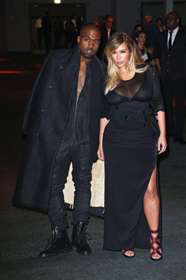 Kim Kardashian und Kanye West bei der Pariser Fashion Week