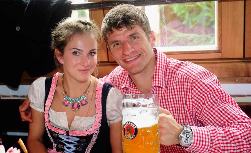 Thomas Müller ist mit seiner Lisa bereits seit 2009 verheiratet.