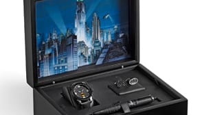 Die Helden Ihrer Kindheit finden sich elegant verpackt bei Montegrappa wieder. Mysteriös und kraftvoll wie Batman unterschreiben Sie mit diesem Schreibset für fast 3700 Euro.