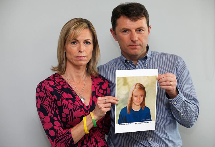 7. Mai 2007: Madeleines Eltern, Kate und Gerry McCann, wenden sich an das britische Fernsehen und flehen mögliche Entführer an, ihr Kind freizulassen. Es ist der Start einer beispiellosen Medienkampagne auf der Suche nach dem vermissten Kind.