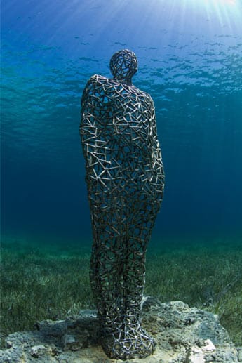 Der "Vein Man" (dt. "Aderman") besteht im Gegensatz zu den anderen Skulpturen nur aus einem Stahlgeflecht.