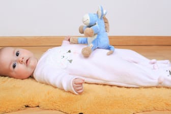 Der Klassiker im Bereich Babykleider - der Strampler