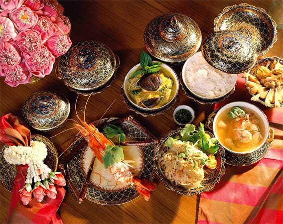 Auch sonst finden Sie in Bangkok viele kulinarische Vergnügen. Durch den Wechselkurs des Bath reißen sie keine allzu großen Löcher ins Portemonnaie. Auch sonst finden Sie in Bangkok viele kulinarische Vergnügen. Durch den Wechselkurs des Bath reißen sie keine allzu großen Löcher ins Portemonnaie.