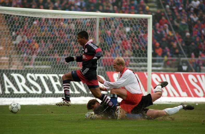 Giovane Elber benötigte am 31. Januar 1998 im Spiel gegen den Hamburger SV elf Sekunden, um den deutschen Rekordmeister in Führung zu bringen.