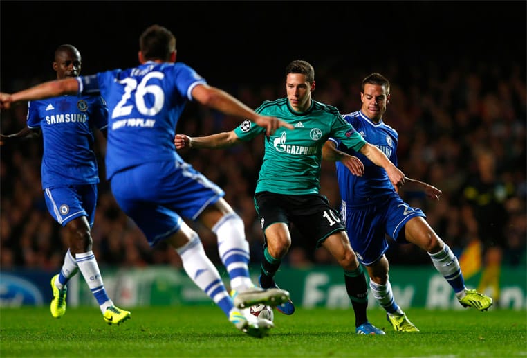 Julian Draxler (Mitte) hat seine Formkrise überwunden. Gegen Chelsea will er an die gute Leistung vom Wochenende anknüpfen.
