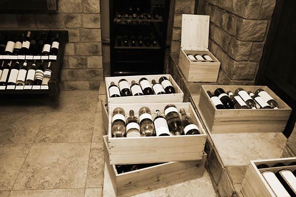 Der Gault Millau WeinGuide Deutschland ist in diesem Jahr sogar noch ausführlicher als in den Jahren zuvor: insgesamt werden 1093 Betriebe und 12.891 getestete Weine (davon 11.424 ausgewählt und bewertet) vorgestellt.