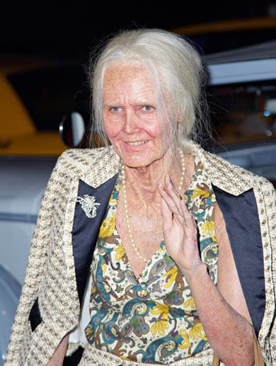 An Halloween beweist Heidi Klum immer wieder, dass sie Humor hat. 2013 verwandelte sie sich in eine Oma.