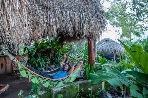 Nicaragua: Entspannung in der Hängematte auf den Isletas de Granada.