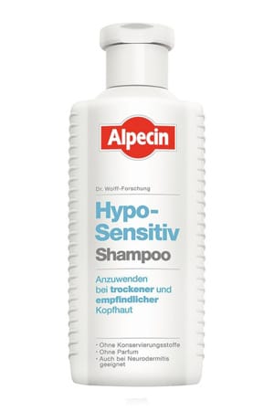 Sensible Kopfhaut braucht sensible Pflege: Besonders bei feinem Haar bietet sich ein Sensitiv Shampoo (von Alpecin um 8 Euro) an.