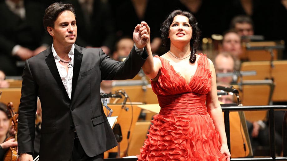 Das Traumpaar der Klassik ist keines mehr: Die Opern-Stars Anna Netrebko und Erwin Schrott haben sich getrennt. Die Trennung nach sechs Jahren Beziehung sei "einvernehmlich".