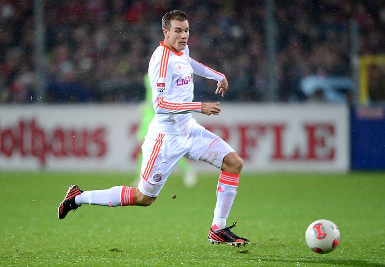 Trotz eines Kreuzbandrisses verlängerten die Münchner den Vertrag mit Holger Badstuber bis 2017.