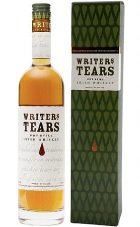Timo Lambrecht vom Bremer Spirituosen Contor empfiehlt den Writers Tears. "Der ist fruchtig, süffig, würzig und dabei stets mild." Damit ist der irische Whisky mit seinem Aroma von Honig und Gewürzen genau das richtige für Einsteiger.