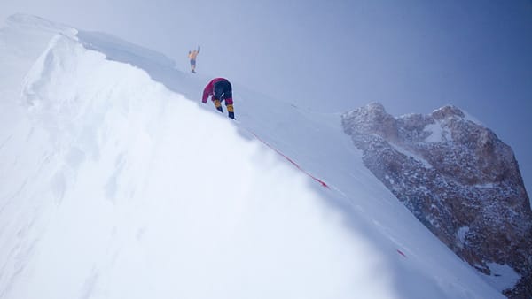 Himalaya: Simone Moro und Denis Urubko.