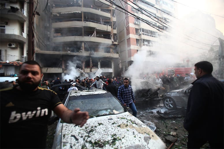 Die Sicherheitslage in Beirut und im Libanon gilt als instabil, unter anderem wegen des Bürgerkriegs in Syrien. Die Hisbollah ist mit dem syrischen Machthaber Assad verbündet. Die Sicherheitslage in Beirut und im Libanon gilt als instabil, unter anderem wegen des Bürgerkriegs in Syrien. Die Hisbollah ist mit dem syrischen Machthaber Assad verbündet.