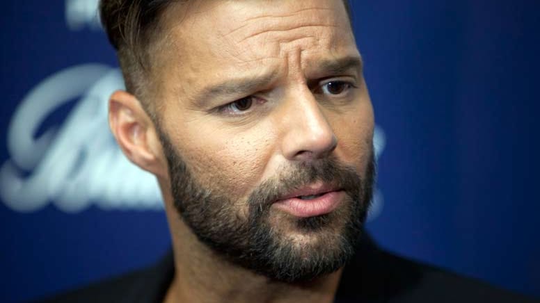 Der Latin-Pop-Star Ricky Martin hat sich von seinem Lebensgefährten Carlos Gonzales Abella getrennt.