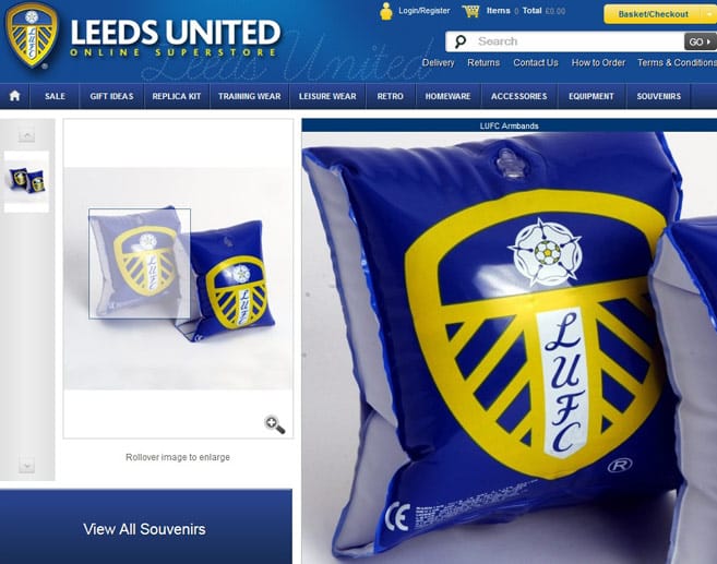 Wenn man Leeds-United-Anhänger und Nichtschwimmer ist, findet man bei seinem Klub das ideale Merchandising-Produkt.