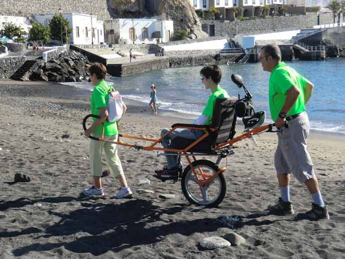 Urlaub mit Behinderung auf Teneriffa: Outdoor-Rollstuhl Joëlette.