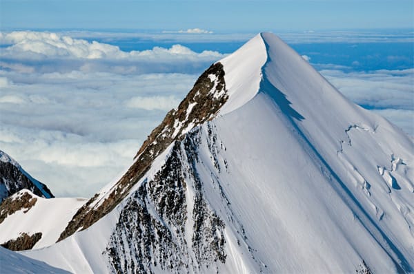 4000er der Alpen: Ostgrat der Aiguille de Bionnassay im Mont-Blanc-Massiv.