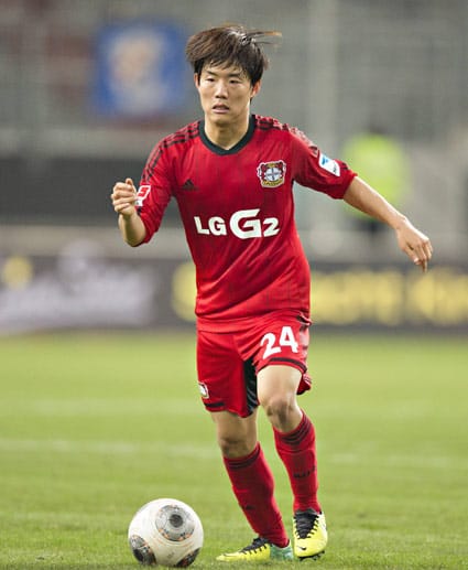 Bayer Leverkusen hat mit Seung-Woo Ryu ab sofort einen weiteren Stürmer im Kader. Das 20-jährige südkoreanische Sturm-Talent wechselt per Leihe für ein Jahr von Jeju United zur Werkself.
