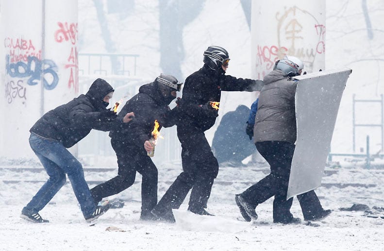 Der Unabhängigkeitsplatz Maidan und die umliegenden Straßen gleichen einem Schlachtfeld.