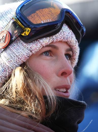 Doch auch die Australier senden tolle Frauen nach Russland: Eine von ihnen ist Snowboarderin Torah Bright.