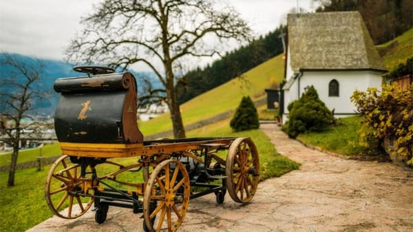 Er wurde im Sommer 2013 in einer Scheune entdeckt und steht nun im Porsche-Museum in Stuttgart. Pünktlich zum fünften Geburtstag der Ruhmeshalle.