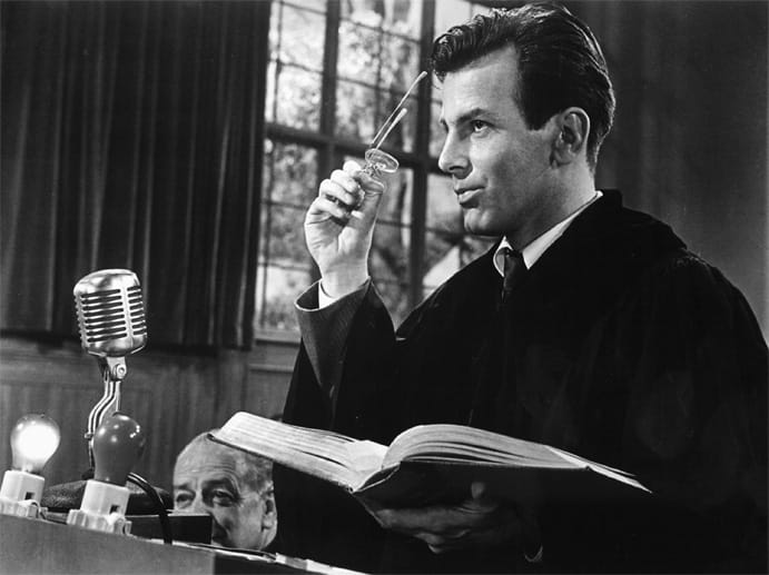 Für die Rolle des Verteidigers in dem US-amerikanischen Spielfilm "Das Urteil von Nürnberg" von 1961 erhält Maximilian Schell ein Jahr später den Oscar als bester Hauptdarsteller.