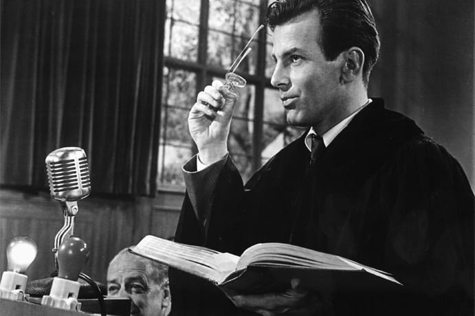 Für die Rolle des Verteidigers in dem US-amerikanischen Spielfilm "Das Urteil von Nürnberg" von 1961 erhält Maximilian Schell ein Jahr später den Oscar als bester Hauptdarsteller.