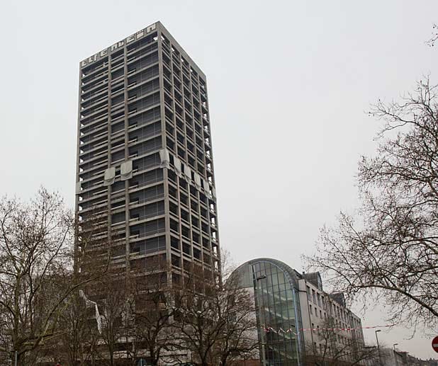 Hochhaussprengung in Frankfurt am Main Hochhaussprengung in Frankfurt am Main