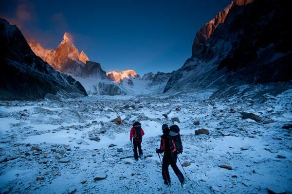 David Lama und Peter Ordner auf dem Weg zum Cerro Torre, Patagonien.