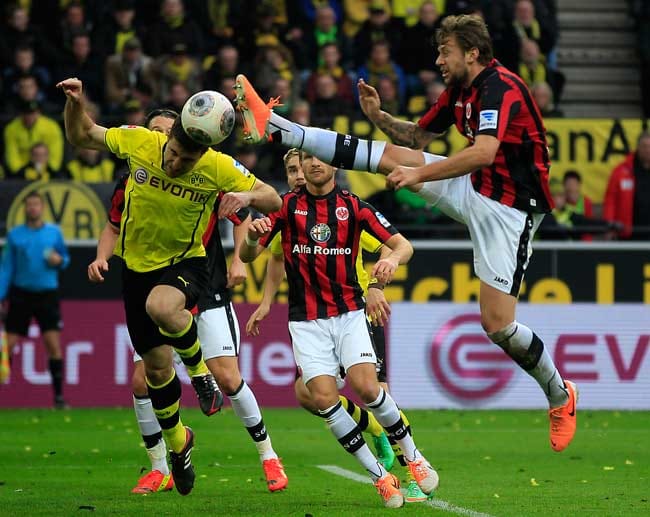 Ein paar Tage nach dem DFB-Pokal-Gipfel treffen Borussia Dortmund und Eintracht Frankfurt auch in der Liga aufeinander. Im Pokal ging der BVB mit einem späten Treffer als Sieger vom Platz.