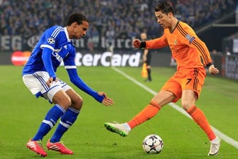 Cristiano Ronaldo (re.) auf Schalke! Im Achtelfinal-Hinspiel der Champions League trifft der FC Schalke 04 auf Real Madrid.
