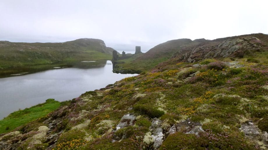 Three Castle Head: Wandern in Irland.
