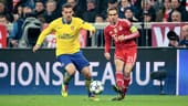 Im Gegensatz zum Hinspiel darf Lukas Podolski (li.) beim FC Arsenal in München von Anfang an spielen.