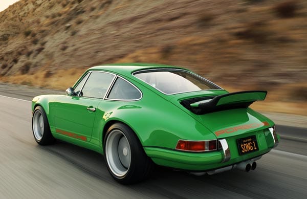 So fing alles an: Der erste echte und makellos funktionierende, neu-interpretierte Porsche 911 von Singer Vehicle Design. Dieser erste Wagen ging an einen Unternehmer aus Texas.