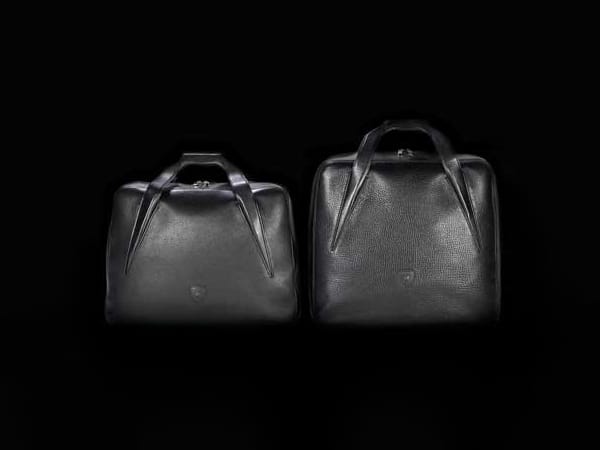 Eher puristisches Design für ein auffälliges Auto: Die Koffer aus der Gepäckserie von Lamborghini überzeugen mit feinster Verarbeitung.