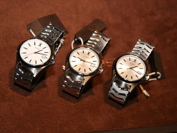 Hier noch eine Übersicht der verschiedenen EBEL Wave Modelle für Herren. Die Wellenform des Armbands macht die Uhren der Marke unverwechselbar.