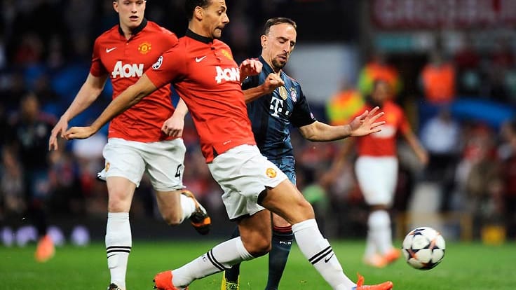 Franck Ribéry und der FC Bayern setzten den englischen Rekordmeister um Rio Ferdinand von Beginn an unter Druck.