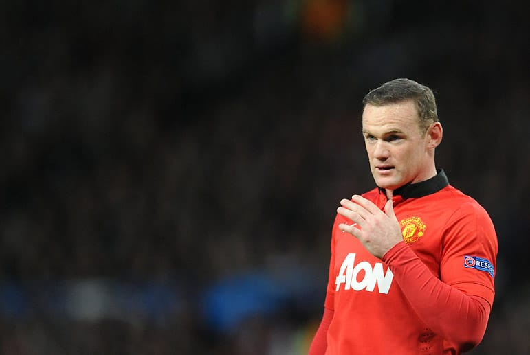 Am Star der Engländer, Wayne Rooney, läuft die erste Halbzeit der Partie ziemlich vorbei.