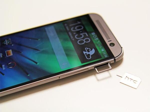HTC One M8: Nano-SIM