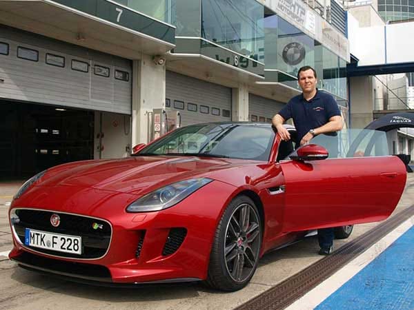 Nach dem Jaguar F-Type Cabrio im letzten Jahr testete wanted.de-Autor Christian Sauer nun das neue Jaguar F-Type Coupé auf den kurvigen Straßen der Eifel und auf der Grand-Prix-Strecke des Nürburgrings.