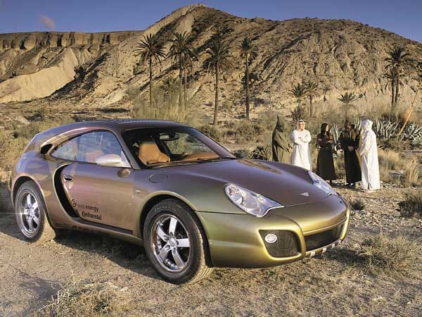 Der Rinspeed Bedouin konnte sich 2003 in weniger als zehn Sekunden per Knopfdruck von einem zweisitzigen Pick-Up in einen viersitzigen Kombi im sportlichen Allroad-Look verwandeln.
