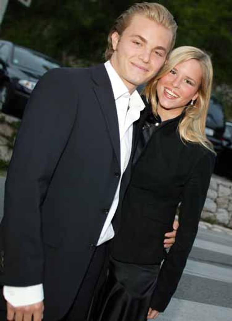 Seit 2003 ist Nico Rosberg mit Vivian Sibold liiert. Die beiden kennen sich bereits seit der Kindheit.