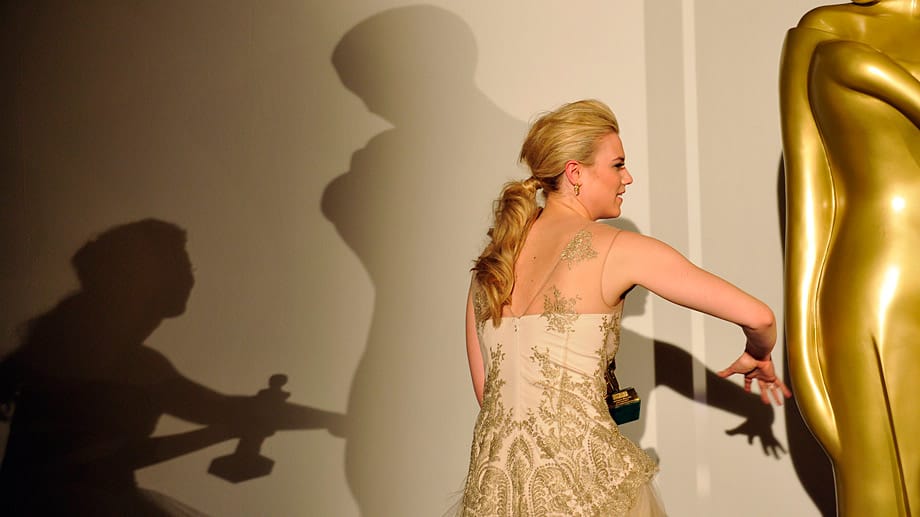 Larissa Marolt mit dem österreichischen Filmpreis "Romy".