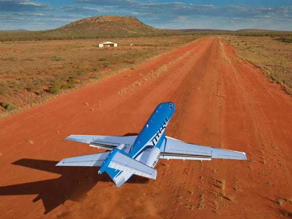 Das neue Vorzeigemodell ist ein Business-Jet mit einzigartigen Fähigkeiten: Die PC-24 kann auf einer nur 820 Meter kurzen Piste aus Sand oder Gras starten und landen.