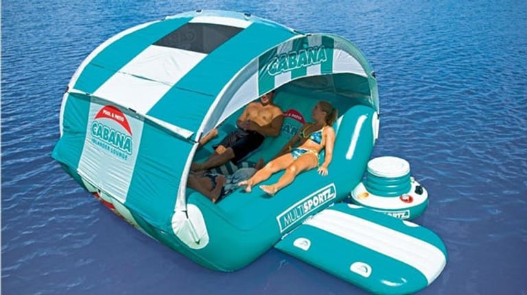 Mit dem Cabana Lounger können Sie sich lässig auf einem See treiben lassen. Das Gadget gibt es für rund 400 Euro.