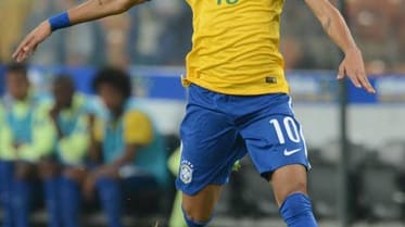 Das brasilianische Wunderkind vom FC Barcelona ist trotz seiner erst 22 Jahre der Führungsspieler des WM-Gastgebers. Er ist antrittsschnell, dribbelstark und vor allem sehr torgefährlich. Von seinen Offensivaktionen wird der Erfolg der "Selecao" maßgeblich abhängen.