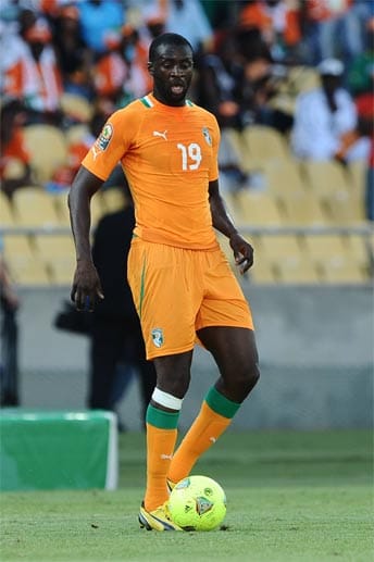 Er ist neben Didier Drogba zweifelsfrei der Shootingstar der "Elefanten". Doch während Drogba mit seinen 36 Jahren kurz vor dem Ende seiner internationalen Karriere steht, hat der 31-jährige Touré noch einiges im orangenen Dress vor. Dies zeigt auch die Wahl zu Afrikas Fußballer des Jahres, zum dritten Mal nacheinander.