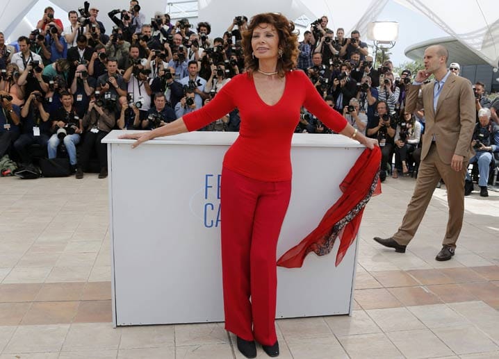 Sophia Loren: die 79-Jährige als Lady in Red bei einem Pressetermin für den Film "Human Call".